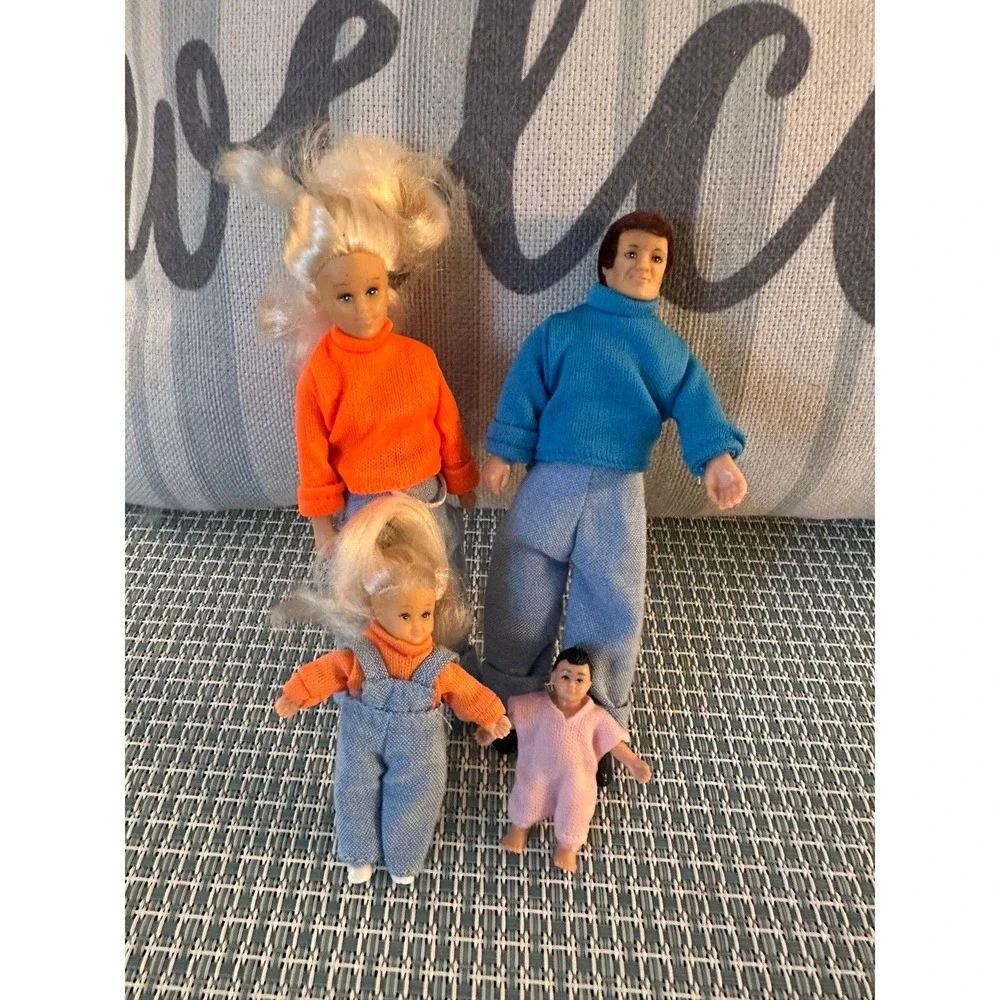 My Family Vintage Dolls Lot of 4